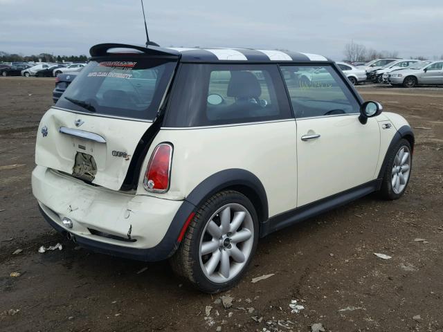 WMWRE33536TL21438 - 2006 MINI COOPER S WHITE photo 4