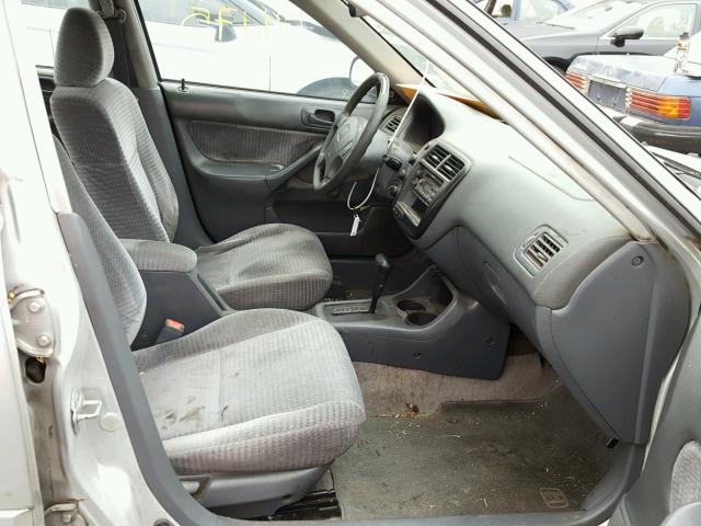 2HGEJ6613YH570377 - 2000 HONDA CIVIC BASE SILVER photo 5