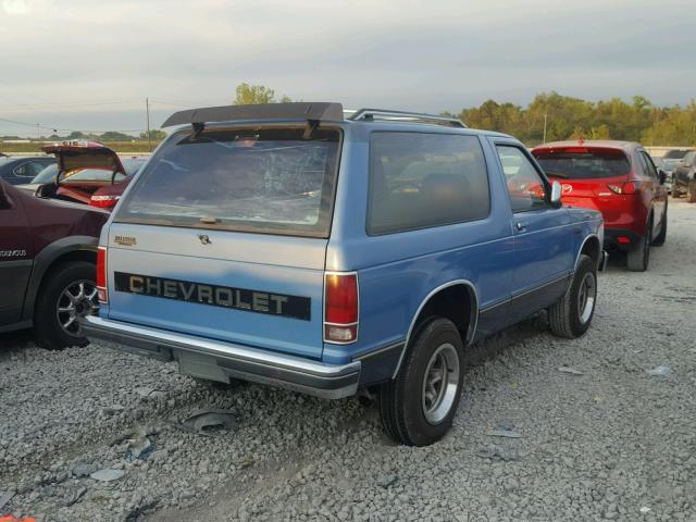 1GNCS18R6H8123631 - 1987 CHEVROLET BLAZER S10 BLUE photo 4