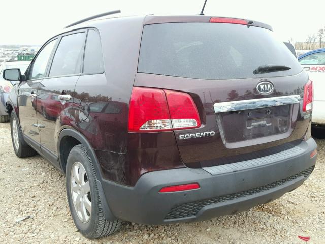 5XYKTCA15BG173325 - 2011 KIA SORENTO BA MAROON photo 3