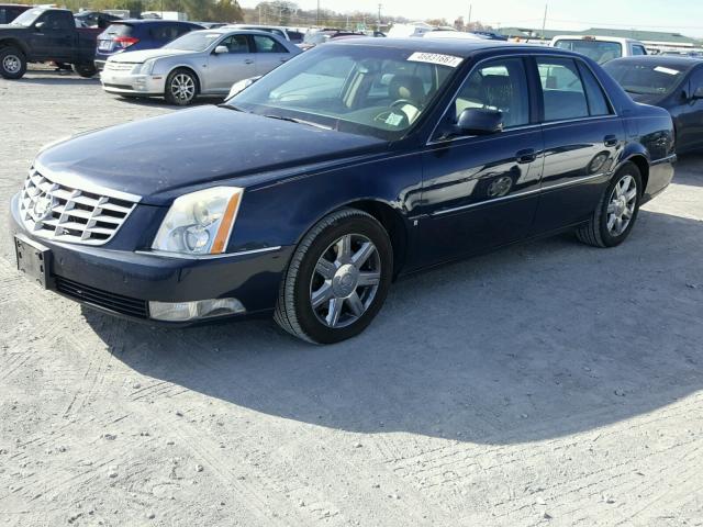 1G6KD57Y47U160040 - 2007 CADILLAC DTS BLUE photo 2