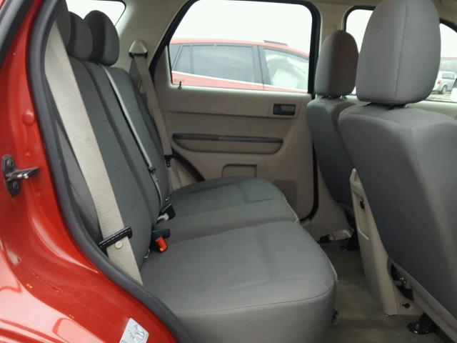 1FMCU9C74AKC69067 - 2010 FORD ESCAPE XLS RED photo 6