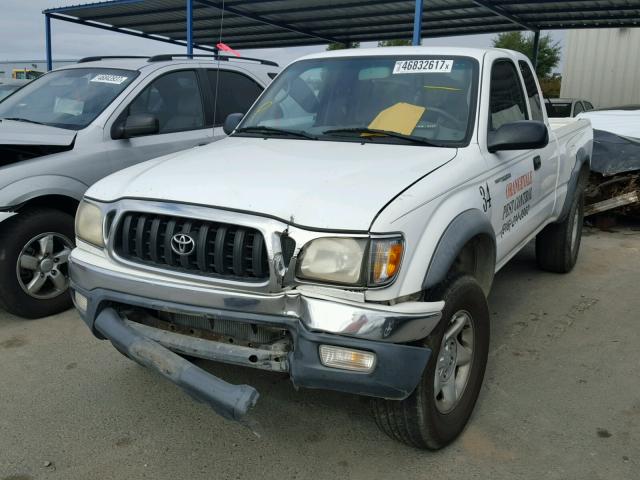 5TESM92N82Z049931 - 2002 TOYOTA TACOMA XTR WHITE photo 2