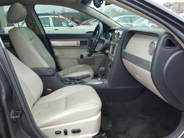 3LNHM28T17R631105 - 2007 LINCOLN MKZ შავი ფოტო 5