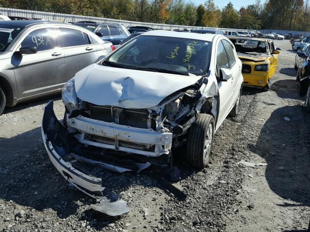 JTDKDTB39D1553414 - 2013 TOYOTA PRIUS C WHITE photo 2