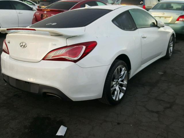 KMHHU6KJ7DU108304 - 2013 HYUNDAI GENESIS CO WHITE photo 4