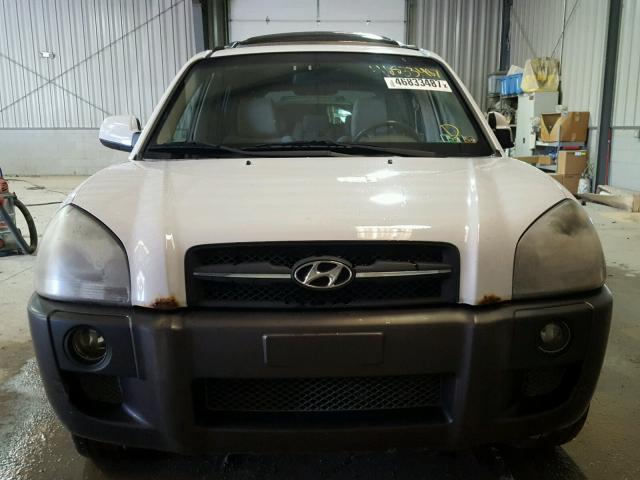 KM8JN12D56U290597 - 2006 HYUNDAI TUCSON WHITE photo 9