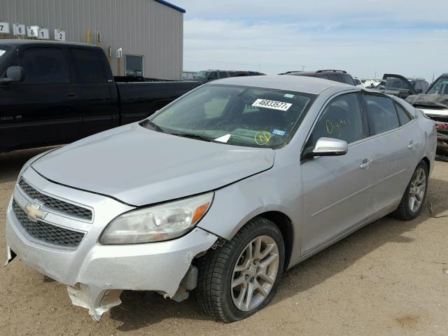 1G11C5SA8DF208914 - 2013 CHEVROLET MALIBU 1LT SILVER photo 2