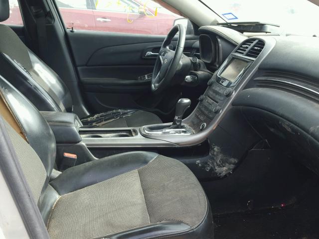 1G11C5SA8DF208914 - 2013 CHEVROLET MALIBU 1LT 银色 照片 5