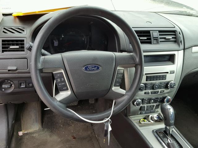 3FAHP0HA0CR402204 - 2012 FORD FUSION SE GRAY photo 9