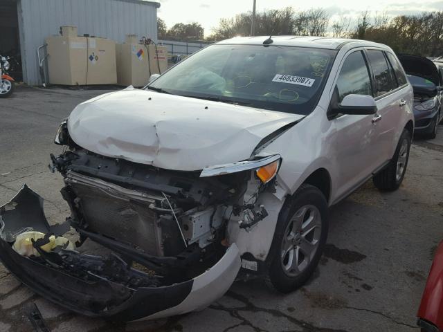 2FMDK3JC7BBB44082 - 2011 FORD EDGE SEL WHITE photo 2