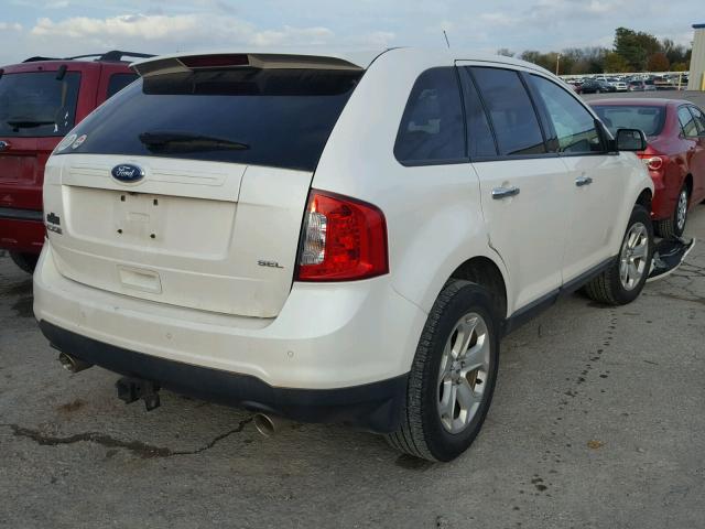 2FMDK3JC7BBB44082 - 2011 FORD EDGE SEL WHITE photo 4