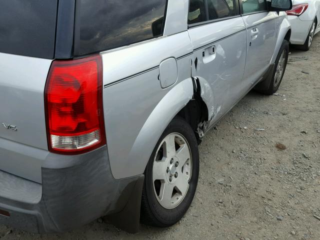 5GZCZ53424S893344 - 2004 SATURN VUE SILVER photo 9