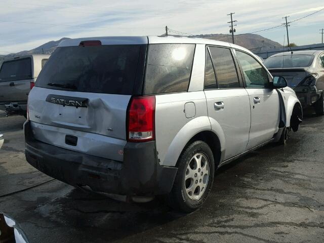 5GZCZ53444S894608 - 2004 SATURN VUE SILVER photo 4