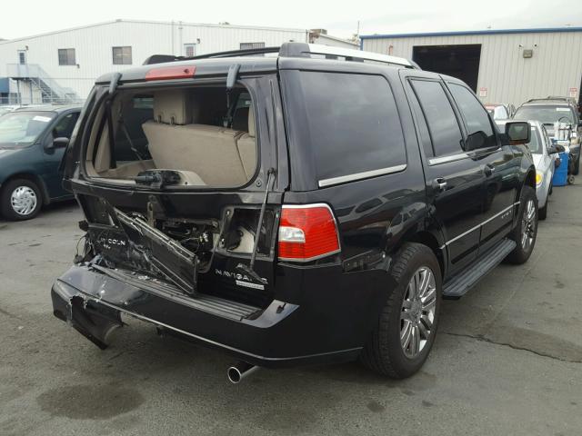 5LMFU27518LJ07136 - 2008 LINCOLN NAVIGATOR BLACK photo 4