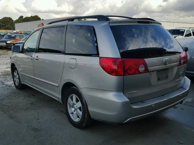 5TDZK22C88S121615 - 2008 TOYOTA SIENNA XLE SILVER photo 3