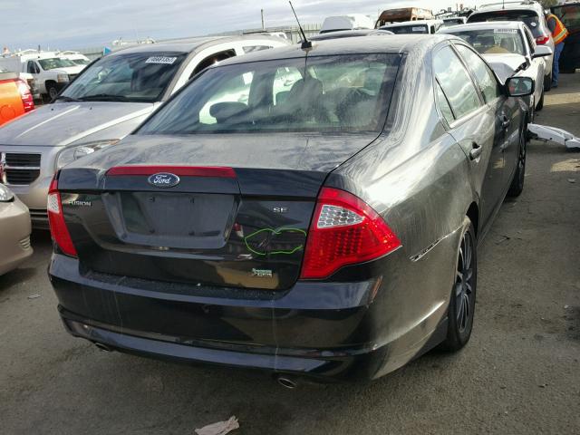 3FAHP0HGXAR333765 - 2010 FORD FUSION SE BLACK photo 4