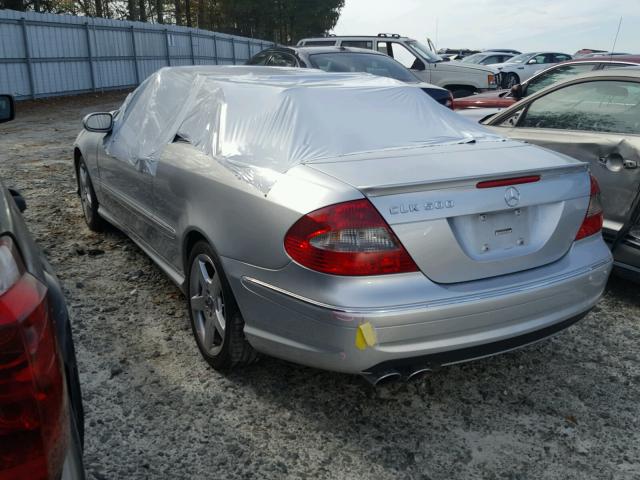 WDBTK75GX6T060654 - 2006 MERCEDES-BENZ CLK 500 SILVER photo 3