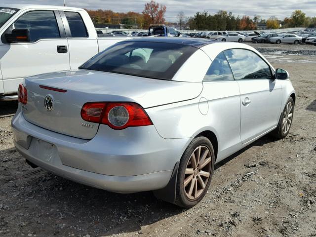 WVWFA71F07V047268 - 2007 VOLKSWAGEN EOS 2.0T L SILVER photo 4