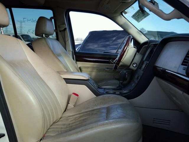 5LMEU78H53ZJ16378 - 2003 LINCOLN AVIATOR 白色 照片 5