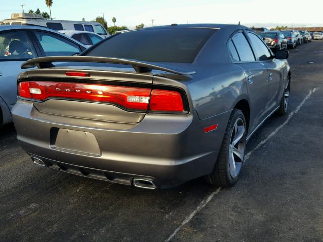 2C3CDXHG3EH287921 - 2014 DODGE CHARGER SX GRAY photo 4