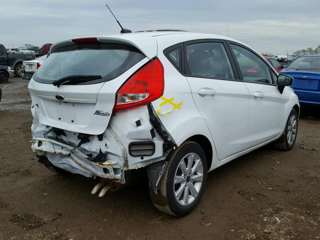 3FADP4EJ2CM216333 - 2012 FORD FIESTA SE WHITE photo 4