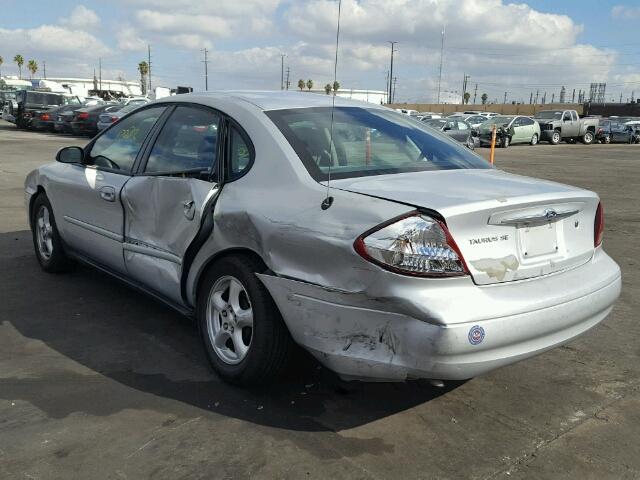 1FAFP53U92A140729 - 2002 FORD TAURUS SE SILVER photo 3