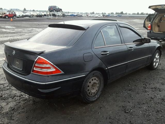 WDBRF64JX1F021026 - 2001 MERCEDES-BENZ C 320 BLACK photo 4