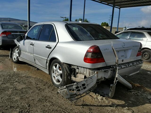 WDBHA24G5YA865747 - 2000 MERCEDES-BENZ C 230 SILVER photo 3