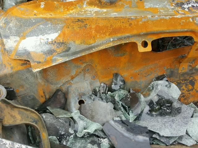 JTKJF5C79B3016720 - 2011 TOYOTA SCION TC 银色 照片 8