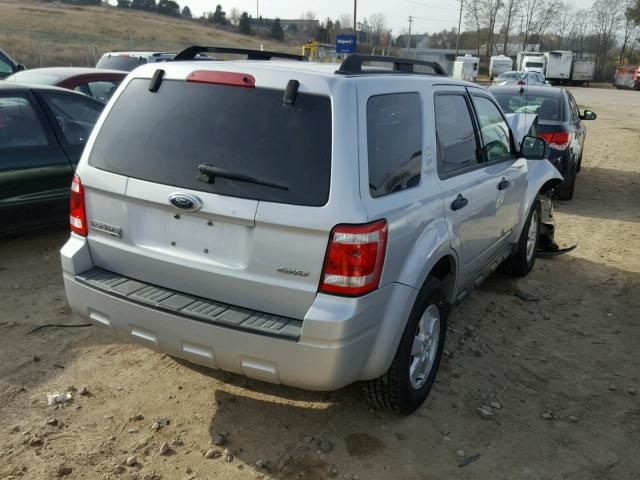 1FMCU93138KE47735 - 2008 FORD ESCAPE XLT SILVER photo 4