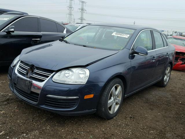 3VWRM71KX8M042928 - 2008 VOLKSWAGEN JETTA BLUE photo 2