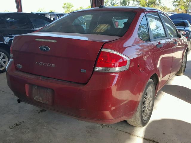 1FAHP3FN4AW121105 - 2010 FORD FOCUS SE RED photo 4