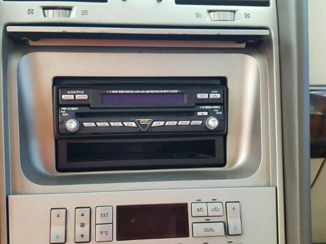 5LMFU28R54LJ18958 - 2004 LINCOLN NAVIGATOR MAROON photo 9