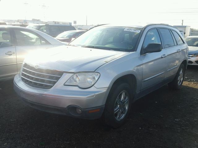 2A8GF68X28R108471 - 2008 CHRYSLER PACIFICA T SILVER photo 2