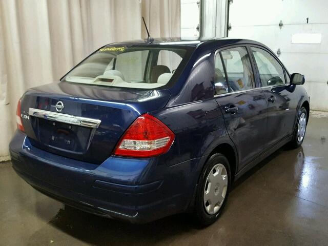 3N1BC11E28L394330 - 2008 NISSAN VERSA S BLUE photo 4