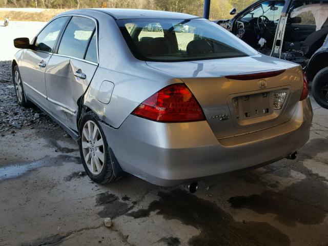 1HGCM66467A105825 - 2007 HONDA ACCORD SE SILVER photo 3