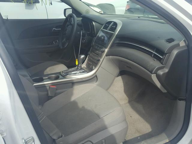 1G11A5SA9DF274703 - 2013 CHEVROLET MALIBU LS WHITE photo 5