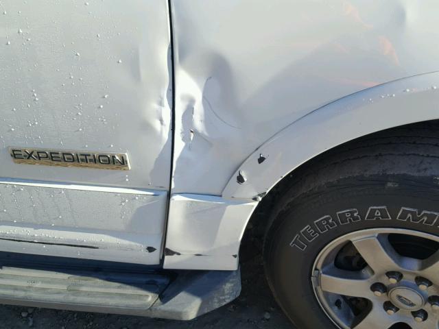 1FMFU16598LA39098 - 2008 FORD EXPEDITION WHITE photo 9