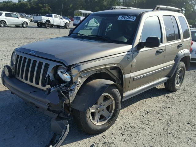 1J4GL38K66W139451 - 2006 JEEP LIBERTY RE TAN photo 2