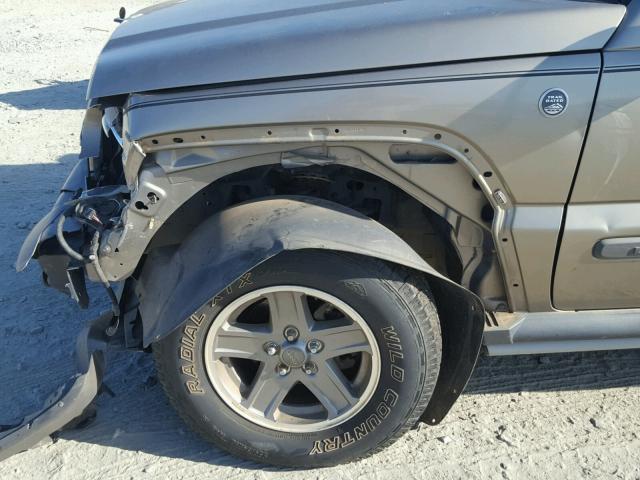1J4GL38K66W139451 - 2006 JEEP LIBERTY RE TAN photo 9