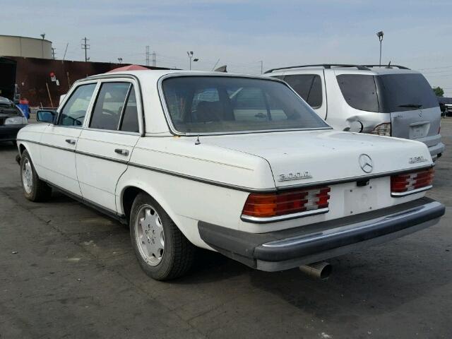 12313012195563 - 1980 MERCEDES-BENZ 300D WHITE photo 3