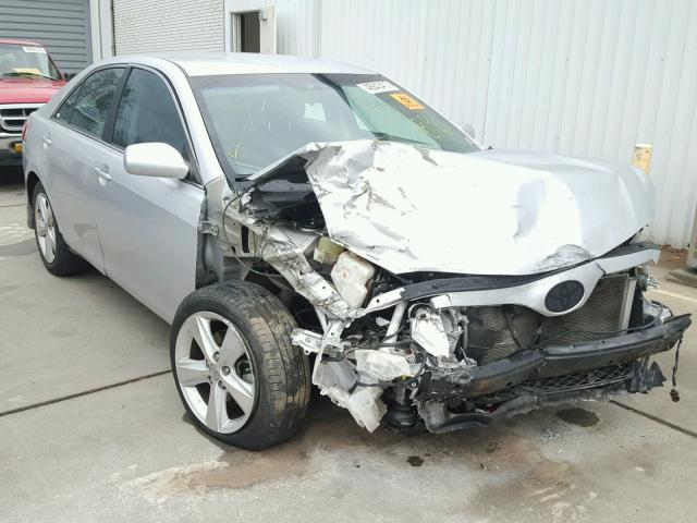 4T1BF3EK6BU603173 - 2011 TOYOTA CAMRY BASE SILVER photo 1