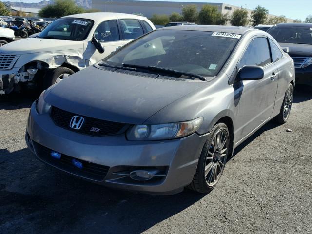 2HGFG21599H700573 - 2009 HONDA CIVIC GRAY photo 2