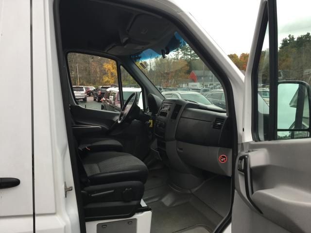 WD3PE7CC4B5507823 - 2011 MERCEDES-BENZ SPRINTER WHITE photo 5