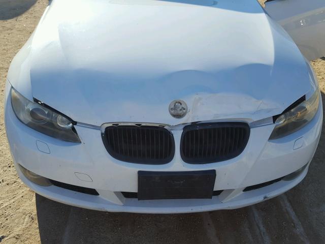 WBAWB33548P135138 - 2008 BMW 328 I WHITE photo 7