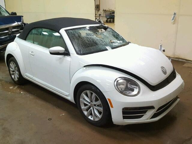 3VW517AT8HM811331 - 2017 VOLKSWAGEN BEETLE S/S WHITE photo 1