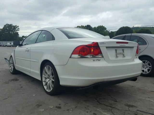 YV1MC672X8J050858 - 2008 VOLVO C70 T5 WHITE photo 3