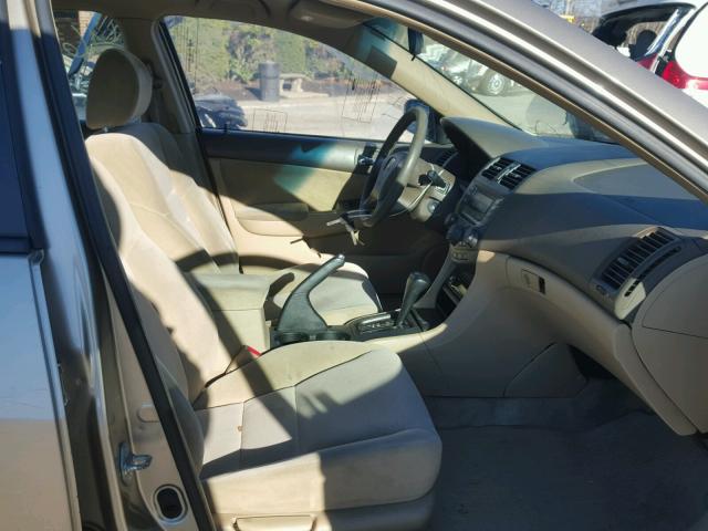 1HGCM56104A019213 - 2004 HONDA ACCORD DX GOLD photo 5