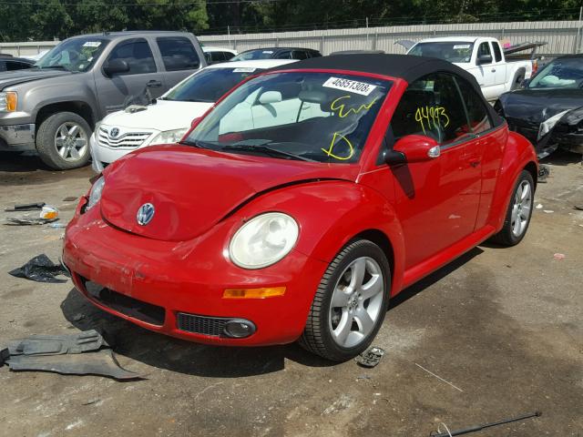 3VWSF31YX6M306560 - 2006 VOLKSWAGEN NEW BEETLE Qırmızı foto 2